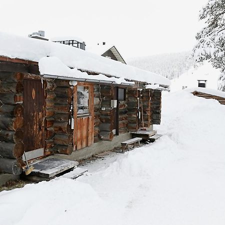 Classic Log Cabin Ski-In Ski-Out Levi Exterior foto