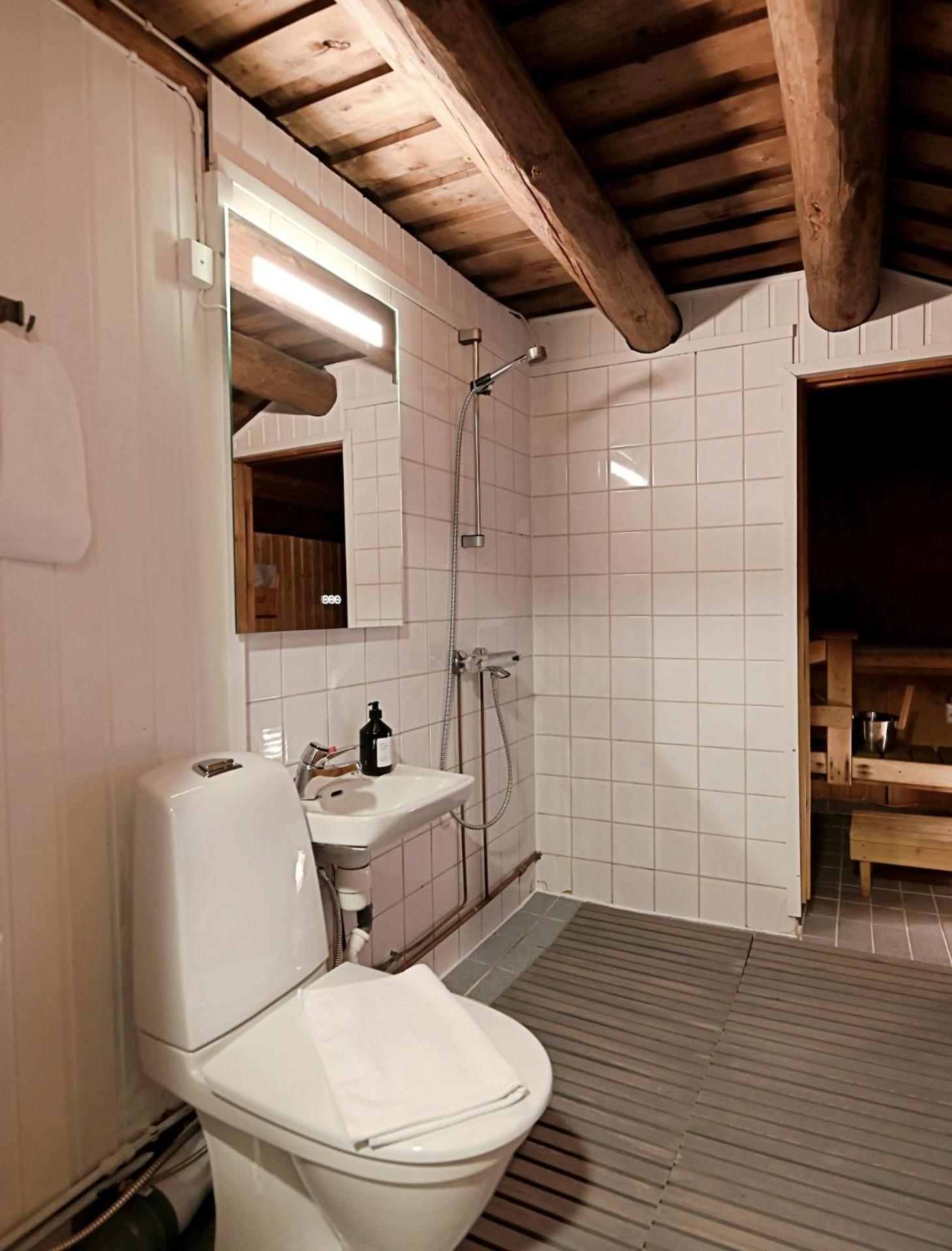 Classic Log Cabin Ski-In Ski-Out Levi Exterior foto
