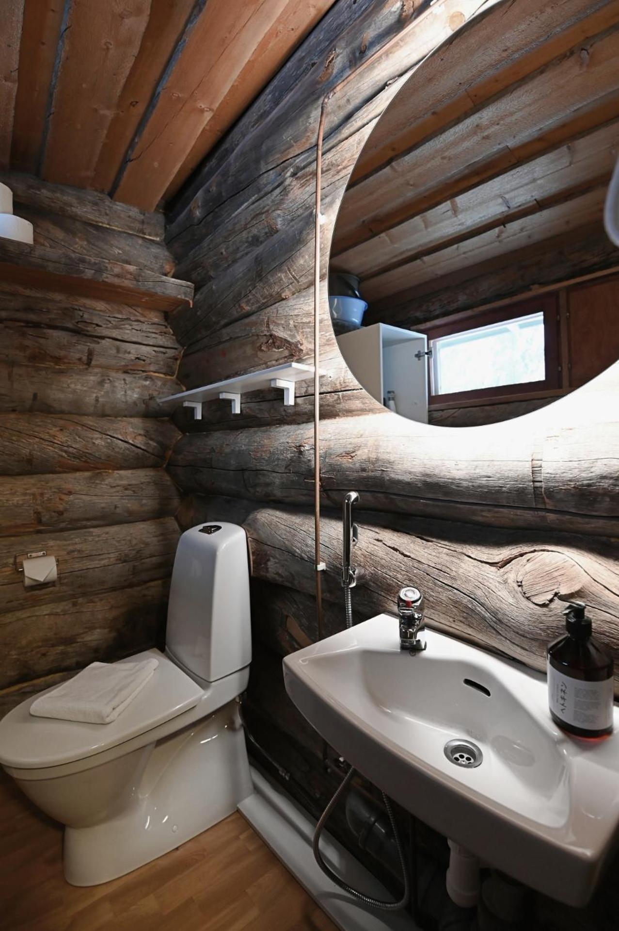 Classic Log Cabin Ski-In Ski-Out Levi Quarto foto